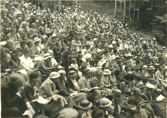1935 Toad of Toad Hall Audience